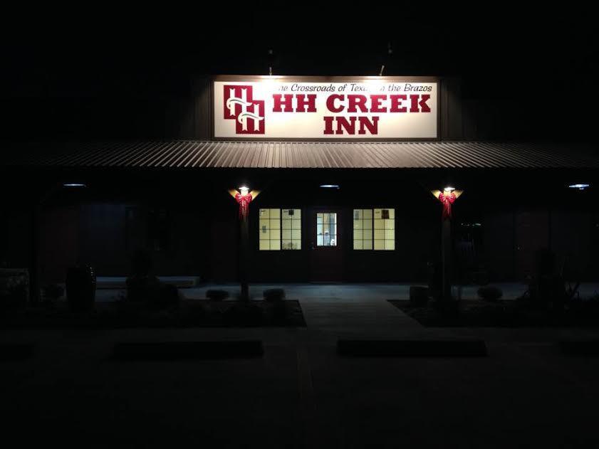 Hh Creek Inn Seymour Екстериор снимка